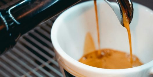 Kafa bez zrna: Inovacija koja bi mogla da smanji štetne emisije i upotrebu vode i do 94%