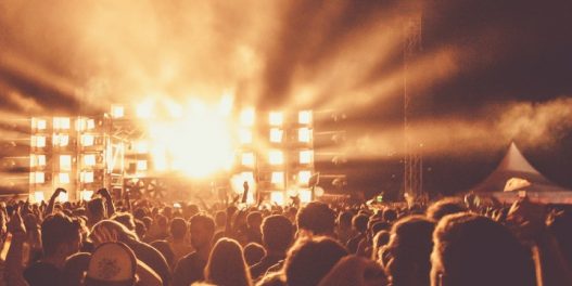 Massive Attack organizuje festival koji će se napajati sa 100% energije iz obnovljivih izvora