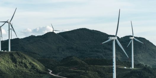 Na održivim lokacijama za vetar i solar u Nikšiću moguća proizvodnja struje za 200 hiljada domaćinstava
