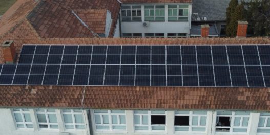 Nove solarne škole u Srbiji: Tri škole iz Kragujevca i jedna iz Vranja postale su kupci-proizvođači